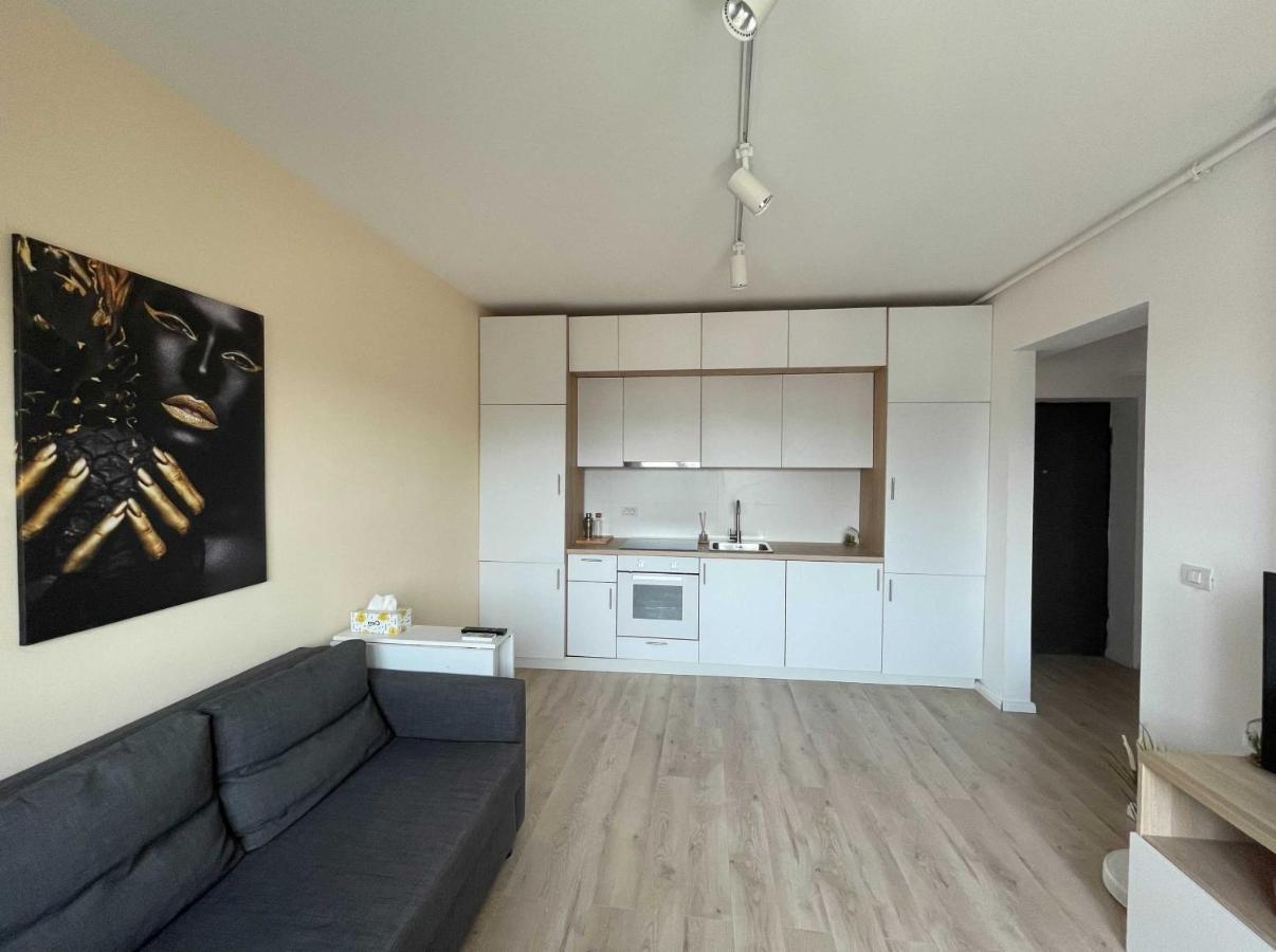 בוקרשט Platinum Luxury Apartment Near Presidential Palace מראה חיצוני תמונה
